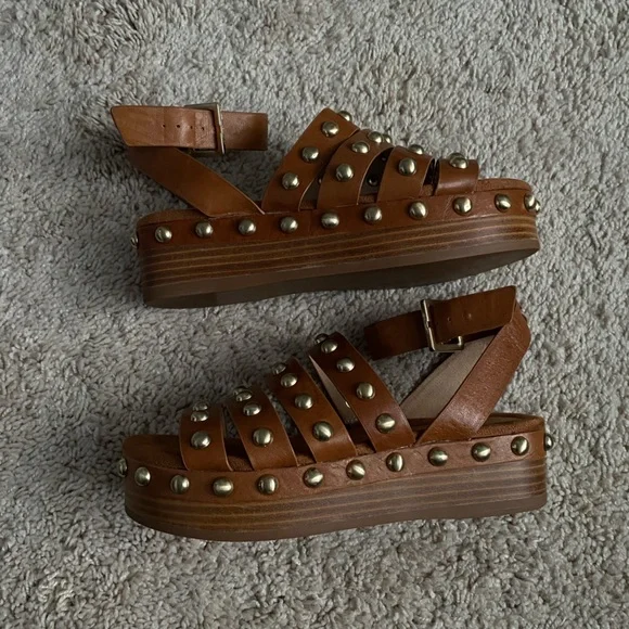 Kelsi Daggar Brooklyn Saddle Studded Platform Sandals size 6 EU36.5 - Picture 4 of 10